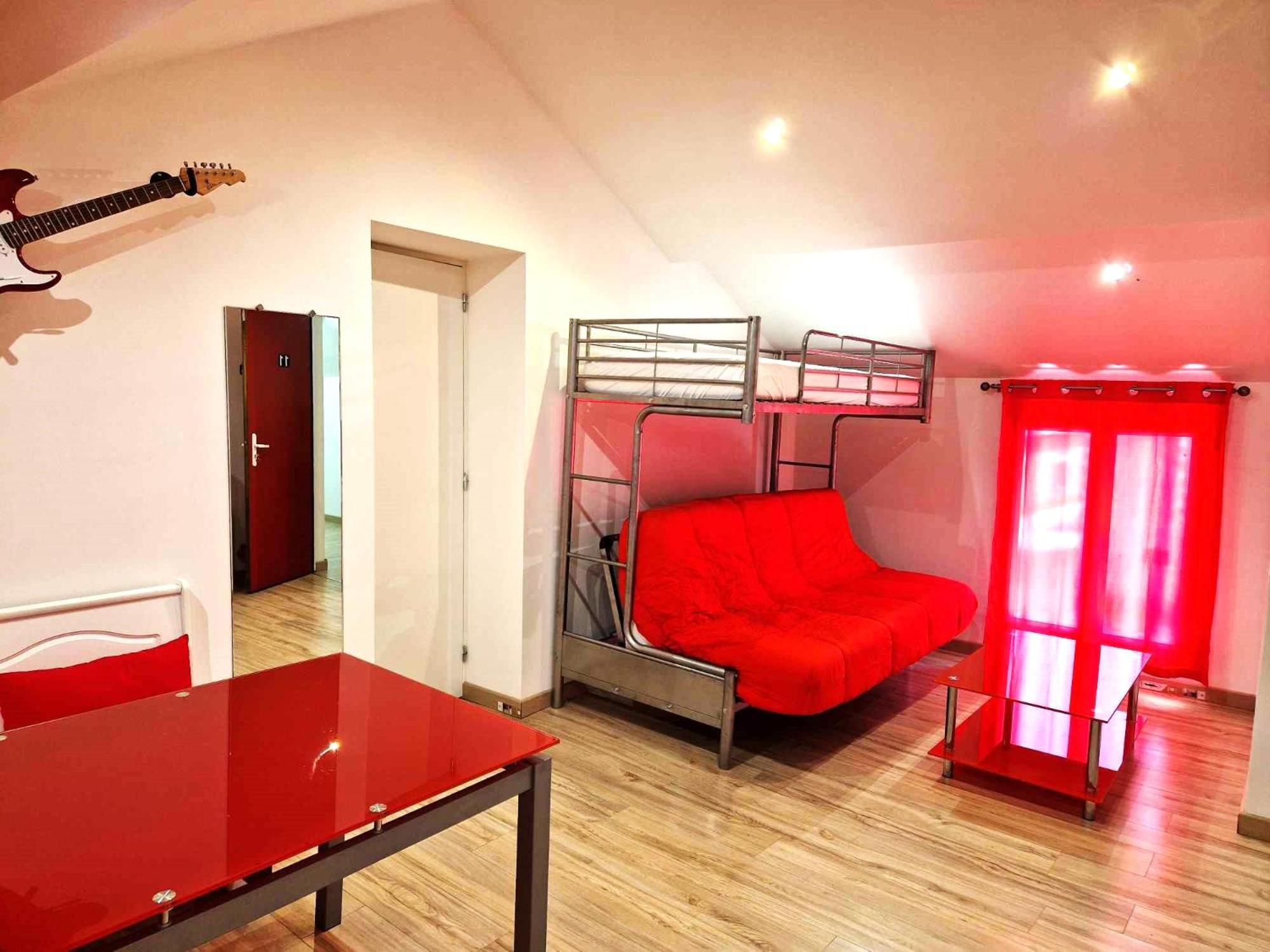 11 - Tres Joli 2 Pieces Tout Equipe Pour 1 A 5 Personnes, Vue Sur Parc Arbore, Parking Privatif Gratuit, Grand Fourgon Possible, Tout Le Linge De Maison Est Fourni Razac-sur-lʼIsle Eksteriør bilde