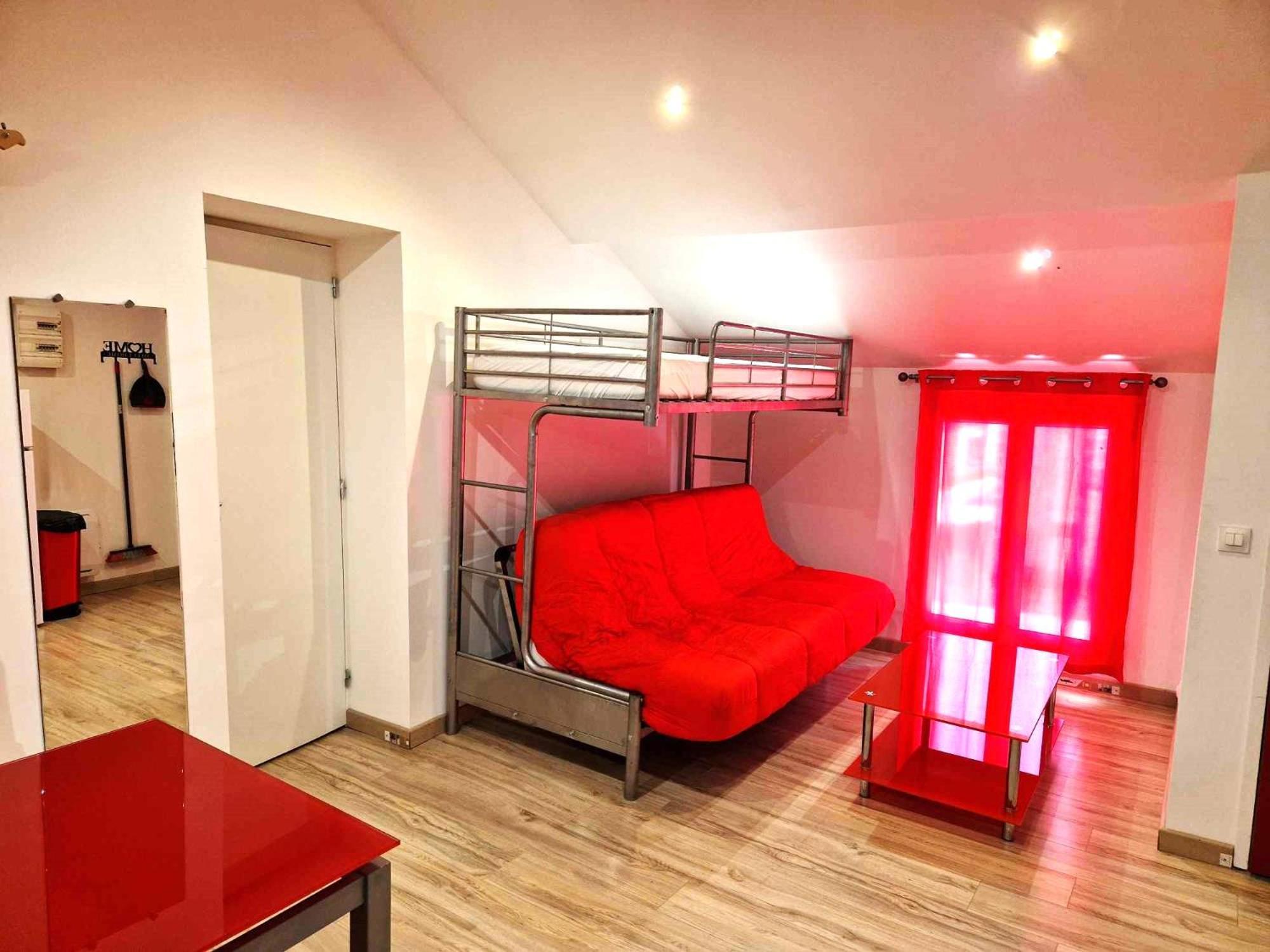 11 - Tres Joli 2 Pieces Tout Equipe Pour 1 A 5 Personnes, Vue Sur Parc Arbore, Parking Privatif Gratuit, Grand Fourgon Possible, Tout Le Linge De Maison Est Fourni Razac-sur-lʼIsle Eksteriør bilde