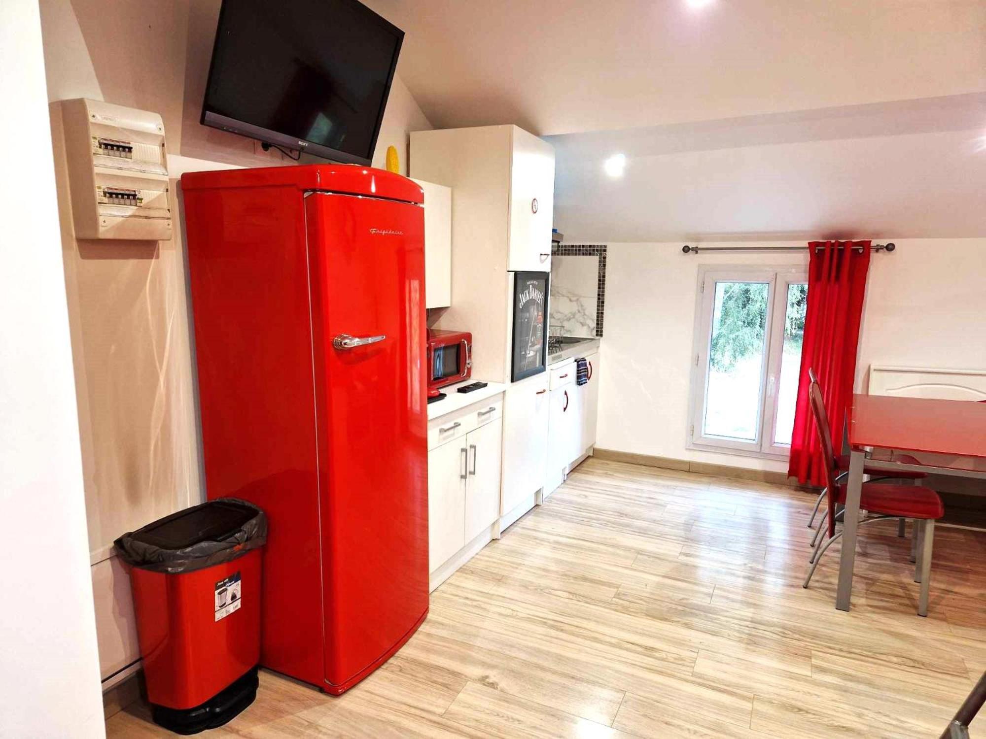 11 - Tres Joli 2 Pieces Tout Equipe Pour 1 A 5 Personnes, Vue Sur Parc Arbore, Parking Privatif Gratuit, Grand Fourgon Possible, Tout Le Linge De Maison Est Fourni Razac-sur-lʼIsle Eksteriør bilde