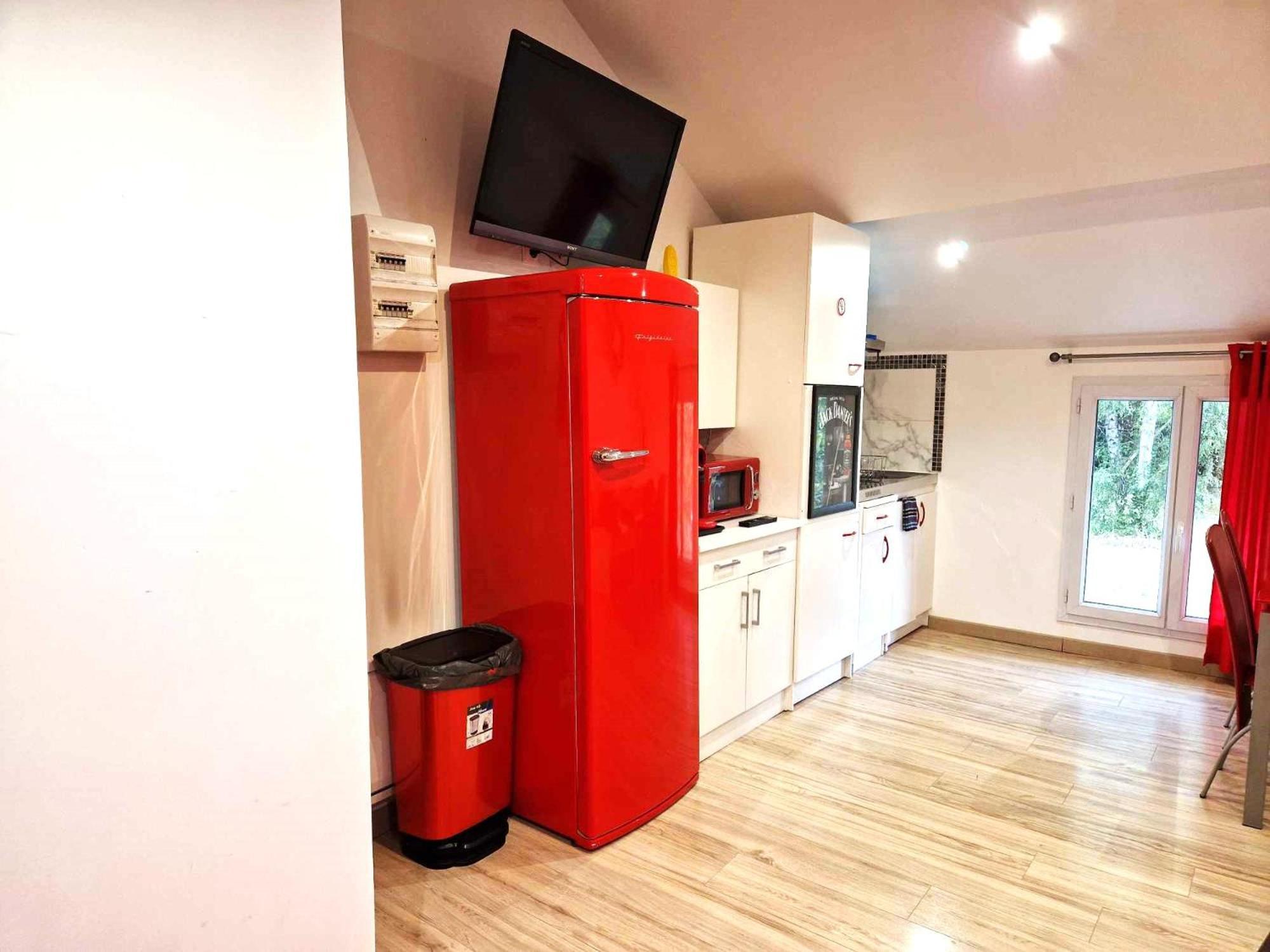11 - Tres Joli 2 Pieces Tout Equipe Pour 1 A 5 Personnes, Vue Sur Parc Arbore, Parking Privatif Gratuit, Grand Fourgon Possible, Tout Le Linge De Maison Est Fourni Razac-sur-lʼIsle Eksteriør bilde